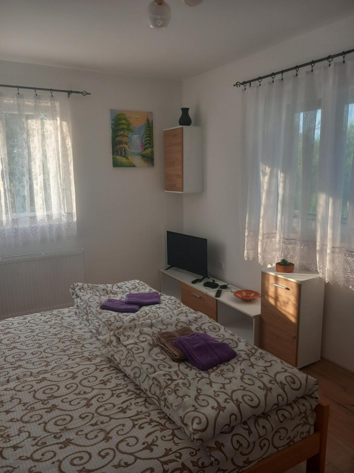 Rm Castell Apartments Novi Sad Extérieur photo