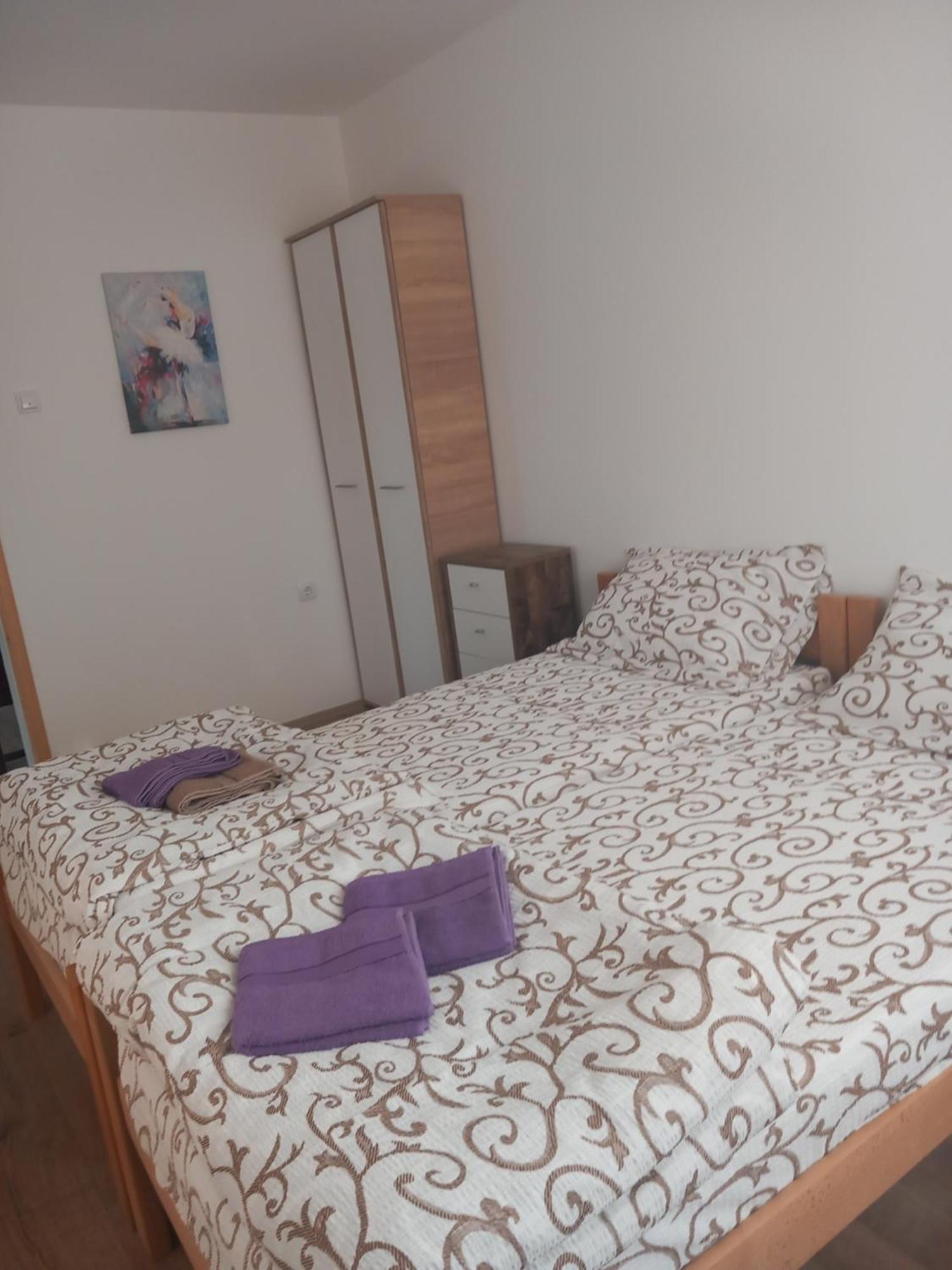 Rm Castell Apartments Novi Sad Extérieur photo